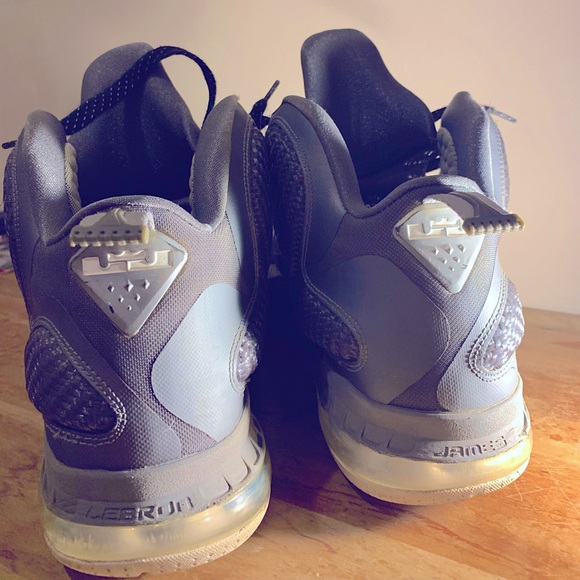 nike lebron 9’s - Picture 4 of 4
